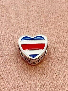 Pandora Casta Rica Flag Exclusive Charm